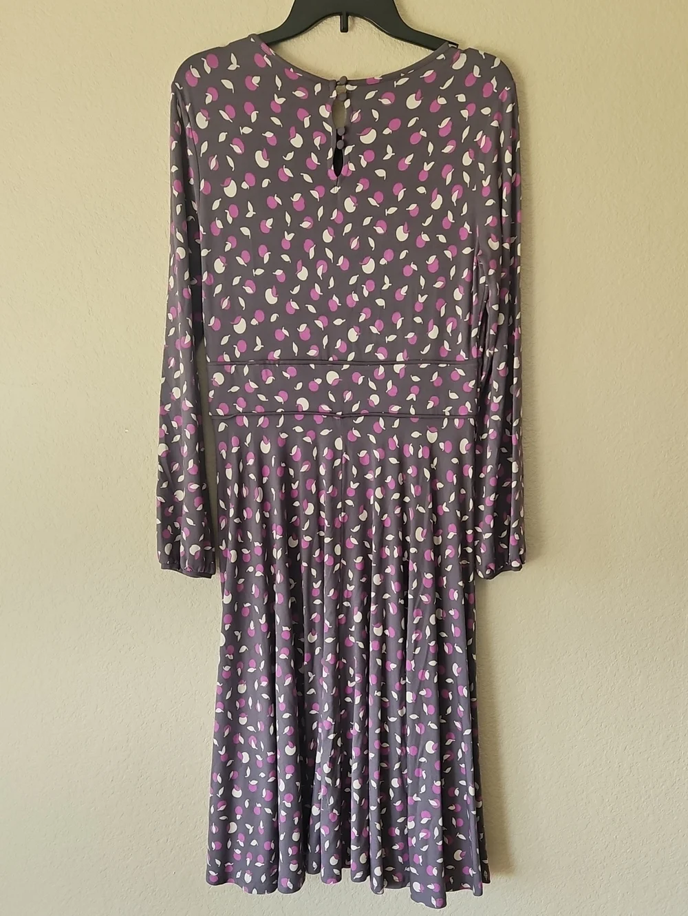 Boden soft gray